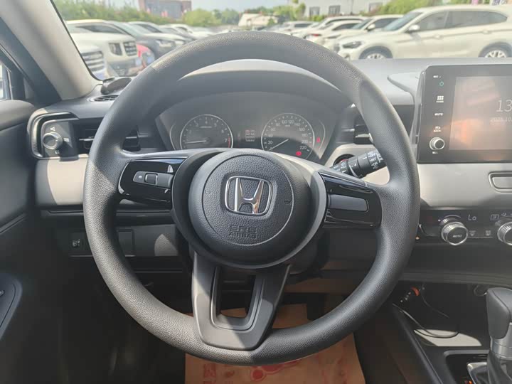 Фото 9 - Honda Vezel