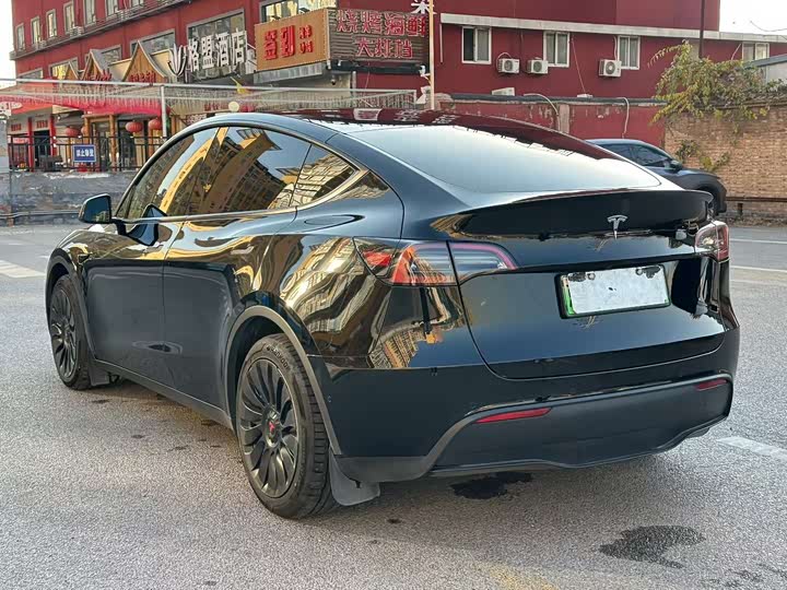 Фото 7 - Tesla Model Y