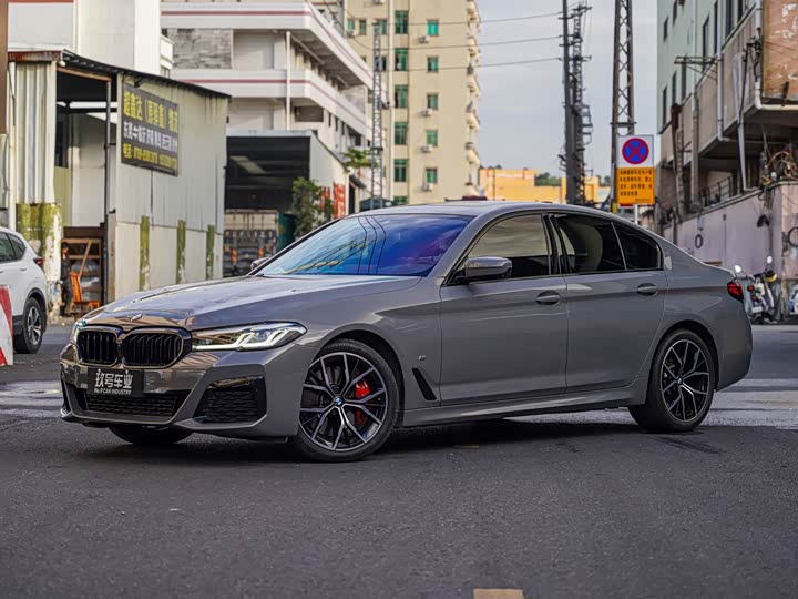 Фото 1 - BMW 5 Series