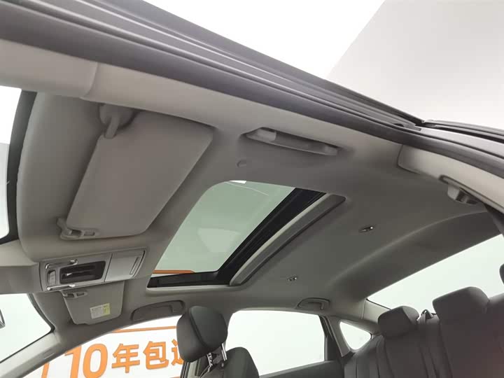 Фото 14 - Honda Accord