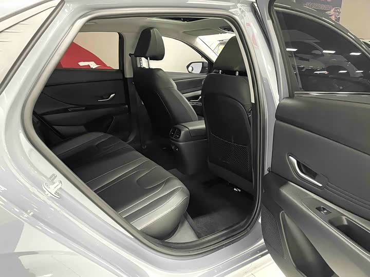 Фото 10 - Hyundai Elantra N line