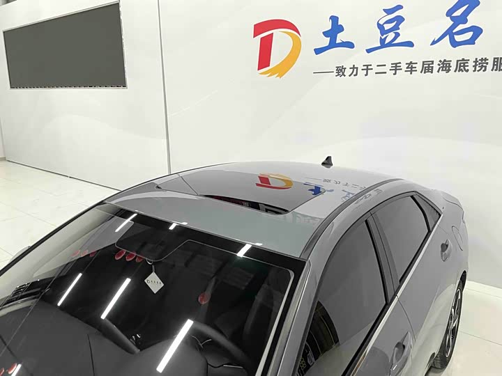 Фото 13 - Hyundai Elantra N line