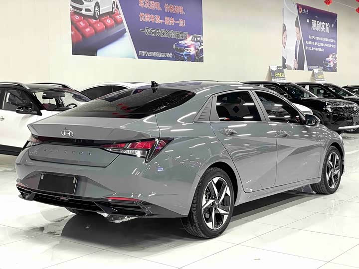 Фото 17 - Hyundai Elantra N line