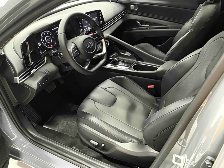 Фото 5 - Hyundai Elantra N line