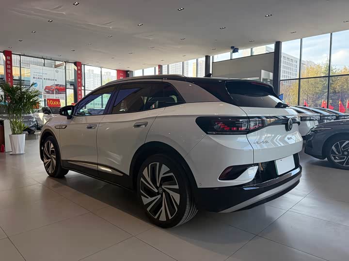 Фото 17 - Volkswagen ID.4 Crozz