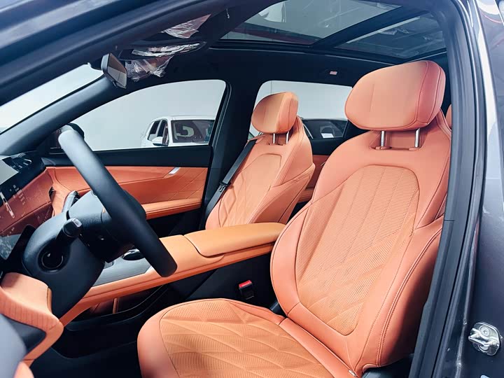 Фото 10 - Changan CS75 Plus