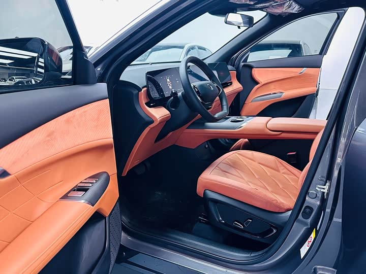 Фото 4 - Changan CS75 Plus