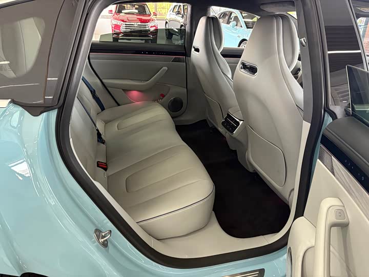 Фото 13 - Luxeed S7