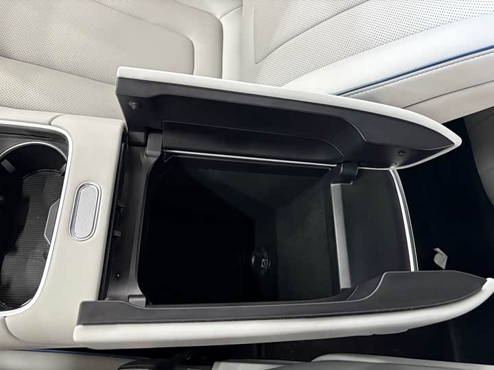 Фото 22 - Luxeed S7