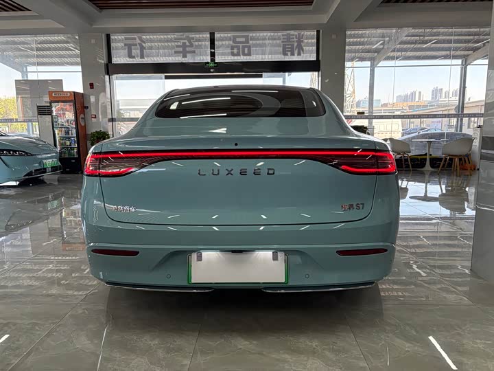 Фото 7 - Luxeed S7