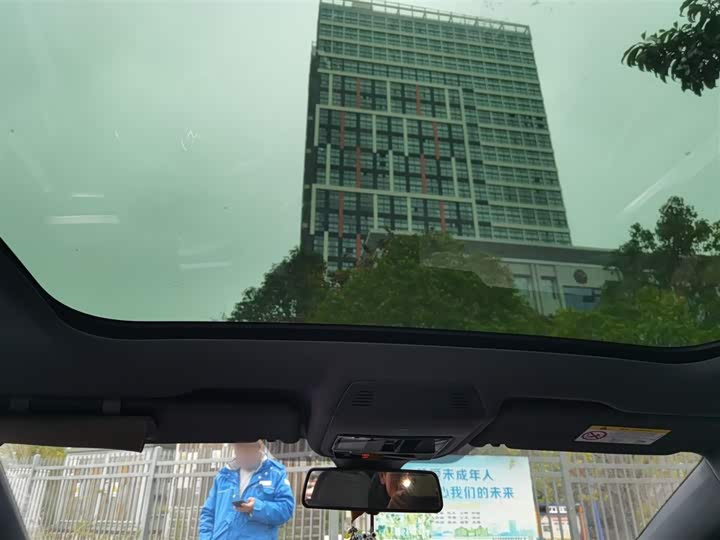 Фото 9 - Volkswagen ID.4 Crozz