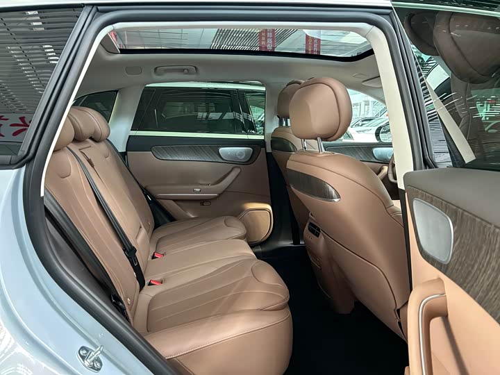 Фото 16 - Leapmotor C11