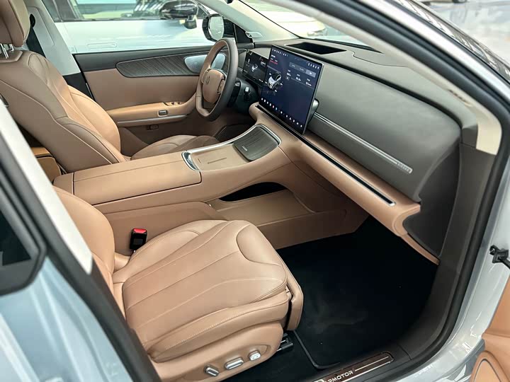 Фото 17 - Leapmotor C11