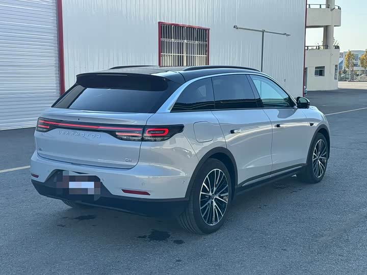 Фото 18 - Leapmotor C11