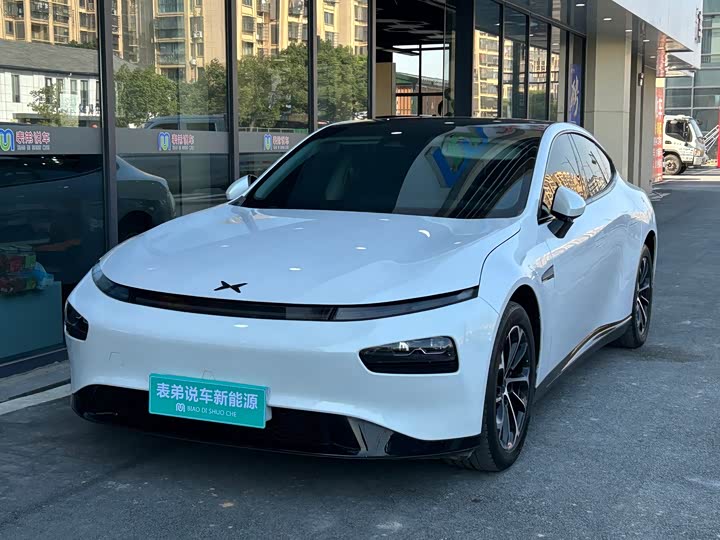 Фото 1 - XPeng P7