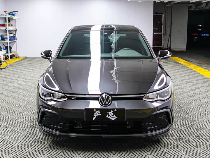 Фото 2 - Volkswagen Golf