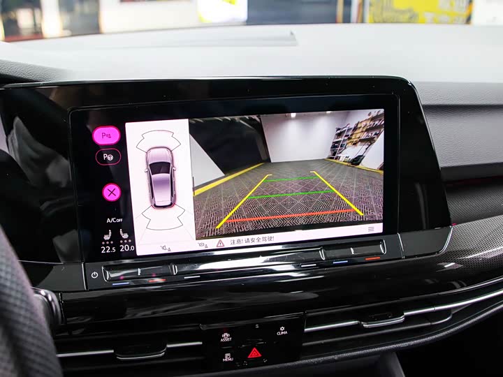 Фото 9 - Volkswagen Golf