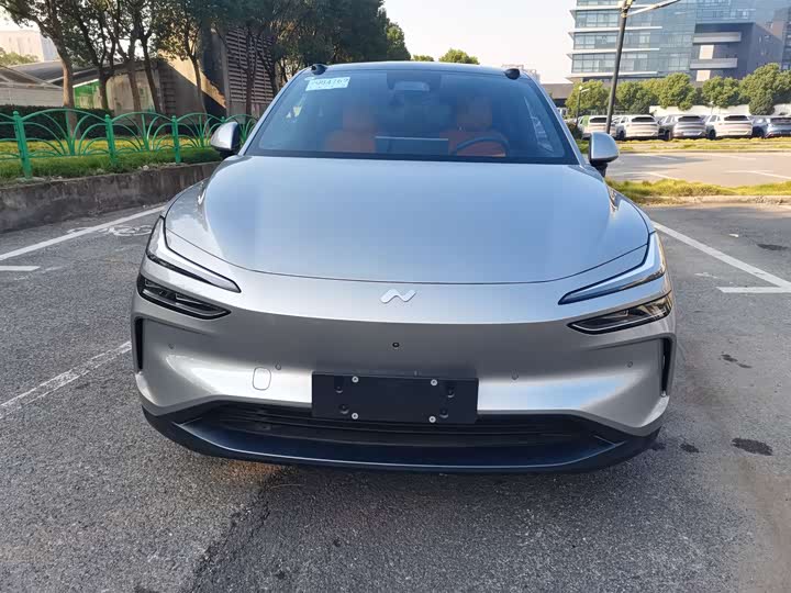 Фото 2 - Nio Onvo L60