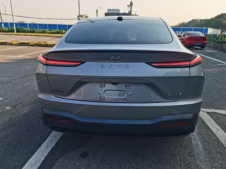 Фото 6 - Nio Onvo L60