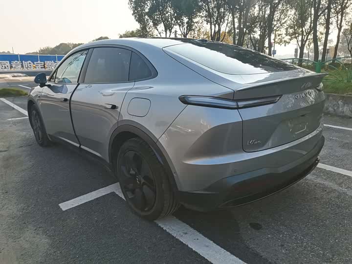 Фото 8 - Nio Onvo L60