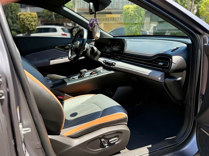 Фото 4 - GAC Trumpchi Empow R