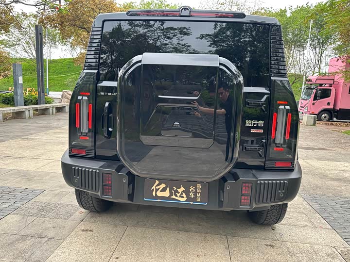 Фото 18 - Jetour T2