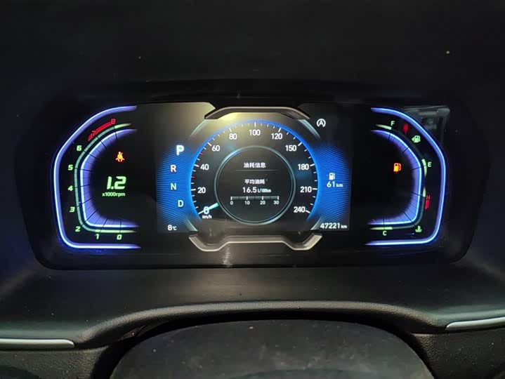 Фото 14 - Hyundai Tucson L