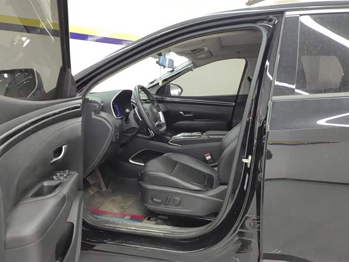 Фото 9 - Hyundai Tucson L