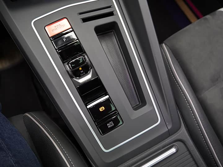 Фото 15 - Volkswagen Golf