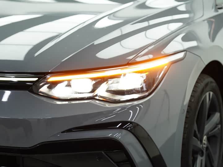 Фото 7 - Volkswagen Golf