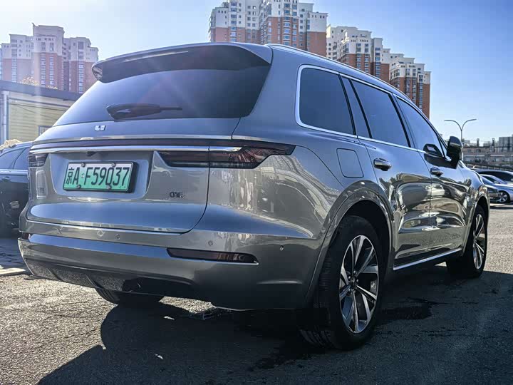 Фото 14 - LiXiang One