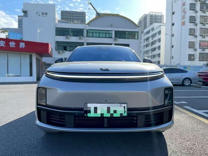 Фото 2 - LiXiang L7