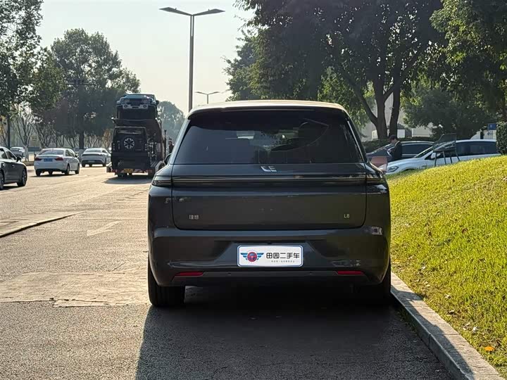 Фото 5 - LiXiang L8