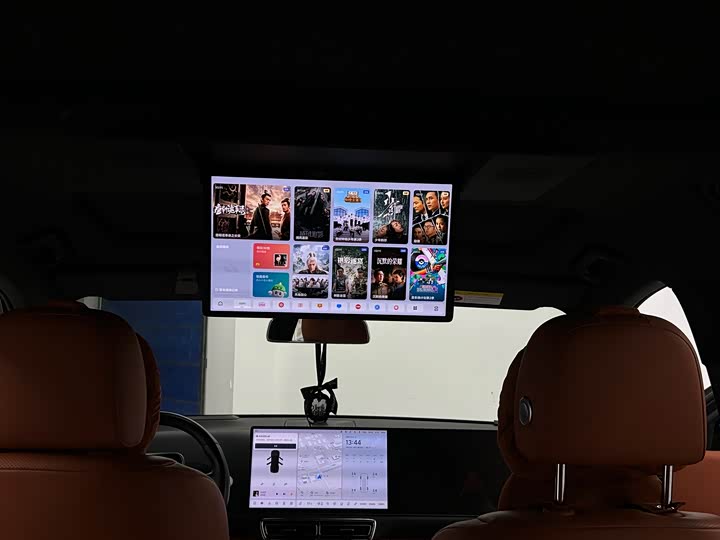 Фото 12 - LiXiang L9