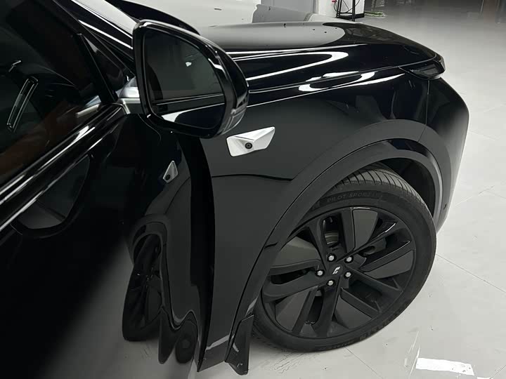 Фото 6 - LiXiang L9