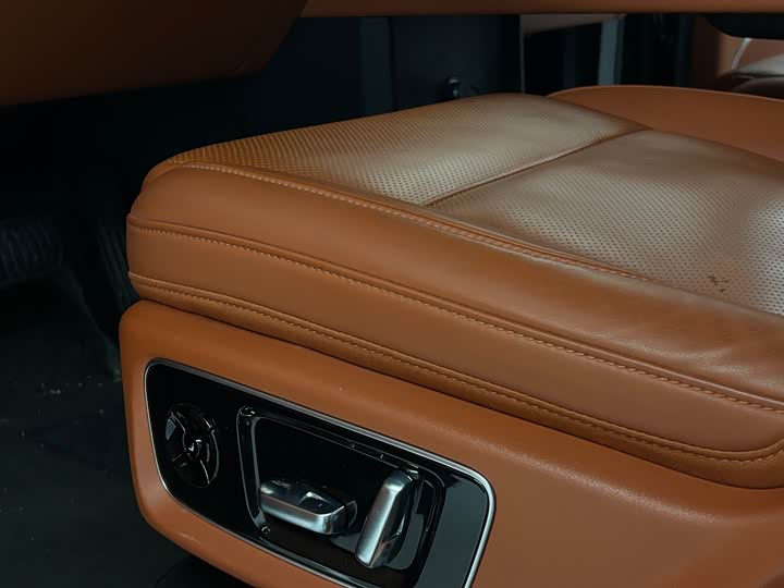 Фото 8 - LiXiang L9