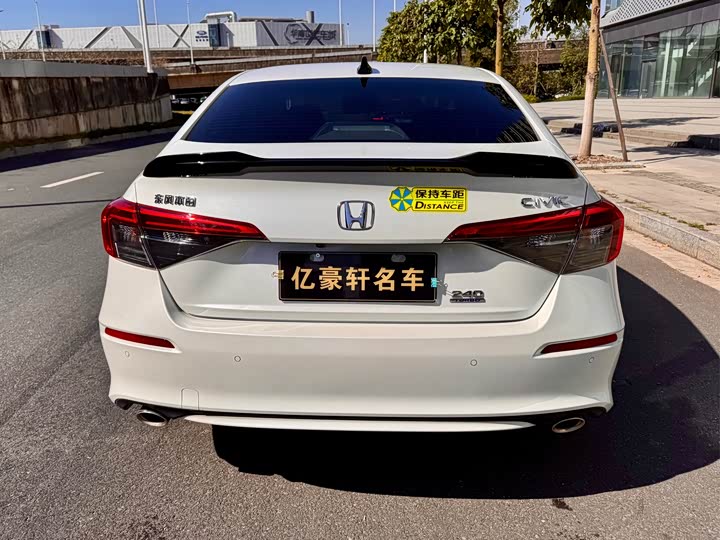 Фото 5 - Honda Civic