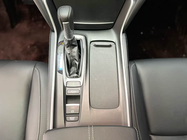 Фото 22 - Honda Inspire