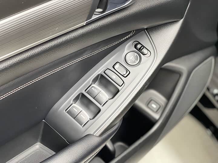 Фото 30 - Honda Inspire