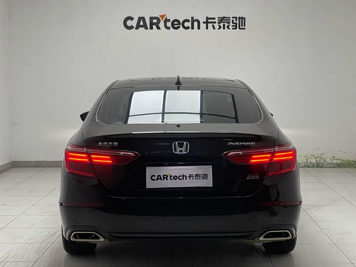 Фото 39 - Honda Inspire