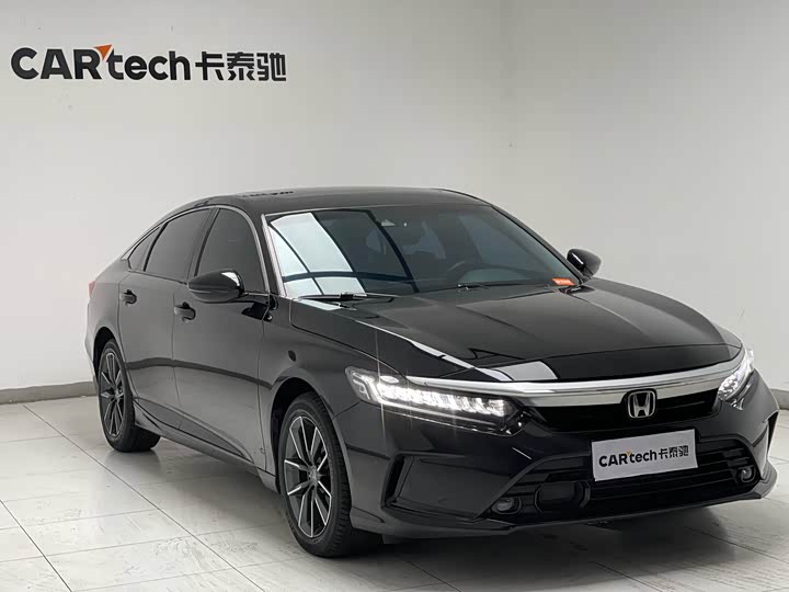 Фото 8 - Honda Inspire