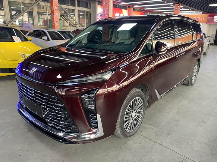 Фото 1 - Buick GL8 Hybrid