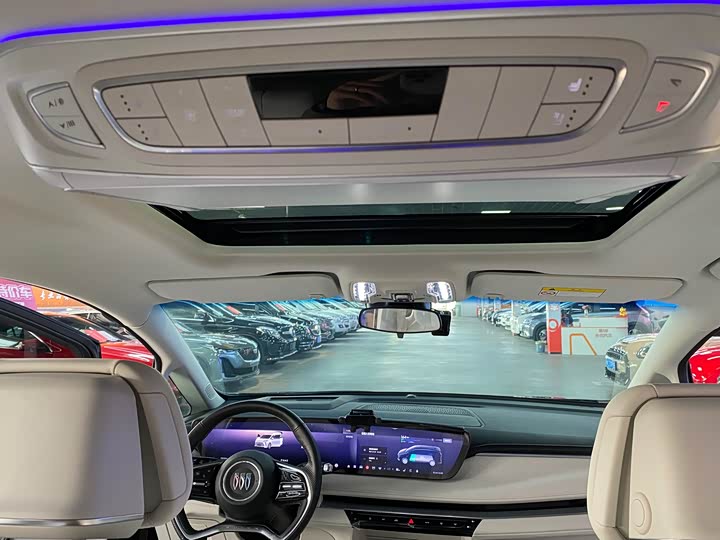 Фото 19 - Buick GL8 Hybrid