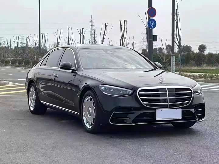 Фото 3 - Mercedes-Benz S-Class