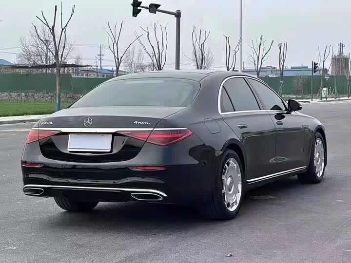 Фото 9 - Mercedes-Benz S-Class