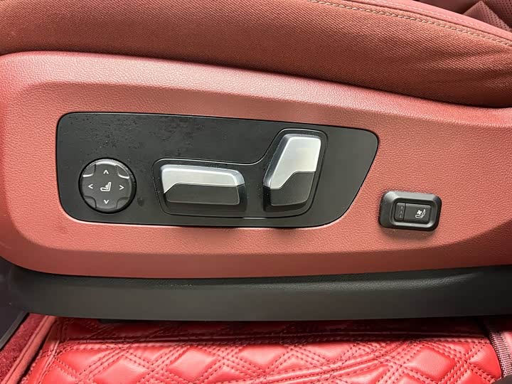 Фото 21 - BMW X5