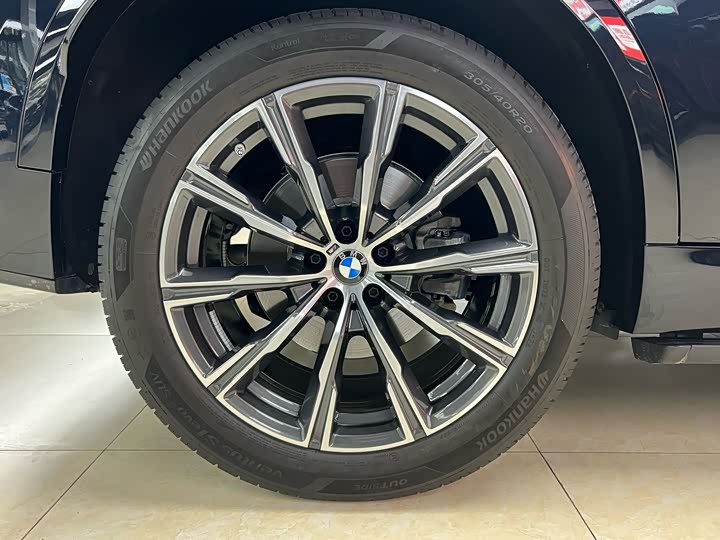 Фото 34 - BMW X5