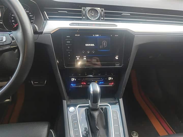 Фото 13 - Volkswagen Magotan GTE Hybrid