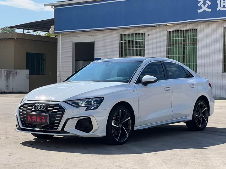 Фото 1 - Audi A3