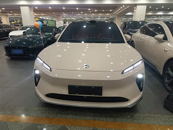 Фото 3 - Nio ET5